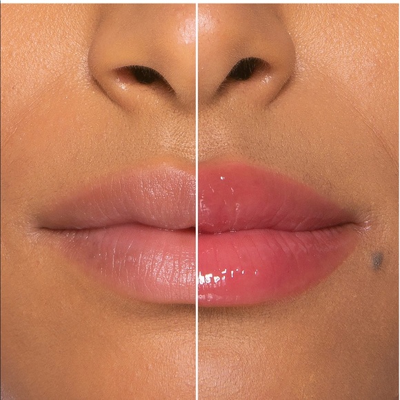 SALE $25 Too Faced Lip Injection Extreme Lip Plumper in Strawberry Kiss - Picture 4 of 10